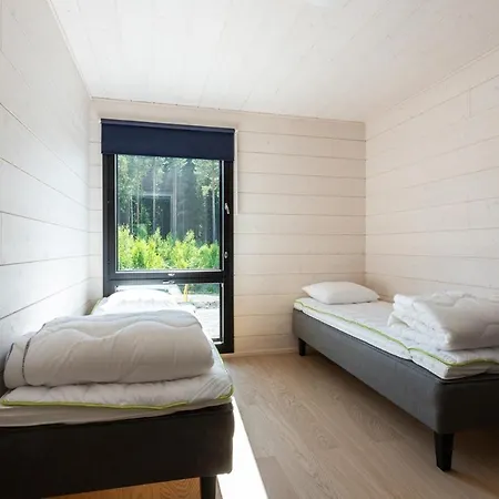 Himoskuutio 7, Erillistalo, Ulkoporeallas * Jämsä